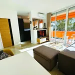 Apartman Climatise 600m De La